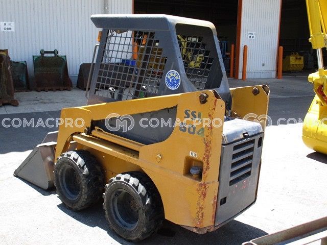 Máy xúc lật AIRMAN PC333 - 2024