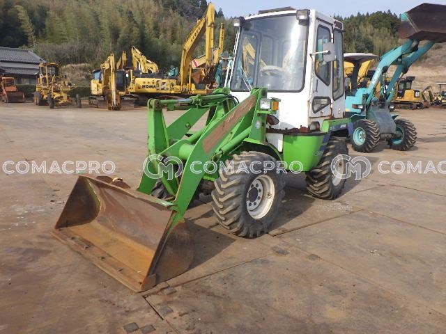 Máy xúc lật HITACHI LX100-5 - 2009